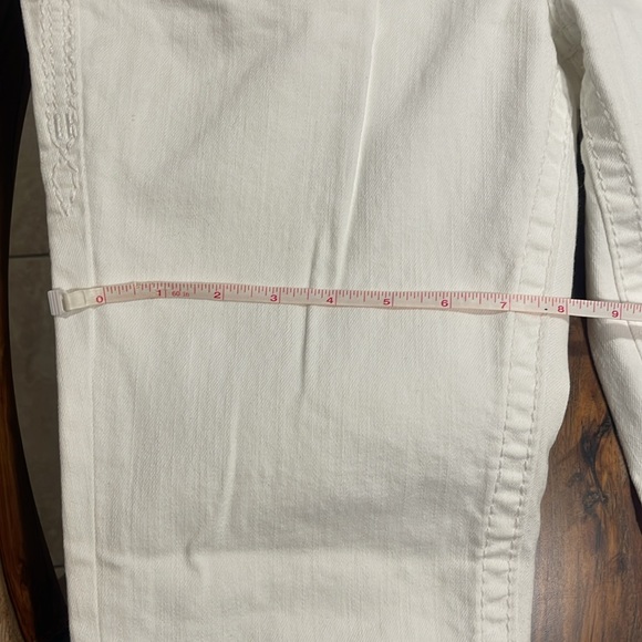 Rock Revival Jeans - Picture 9 of 10